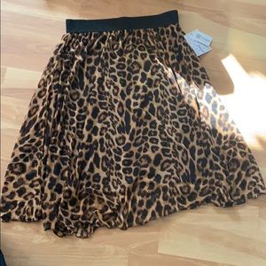 Lularoe Lola cheetah skirt